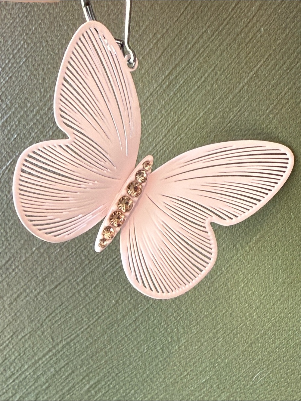 Butterfly Earring Soft Pink - Picture 3 of 9